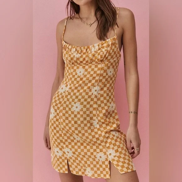 Urban Outfitters Lumi Daisy Check Print Dress - Picture 3 of 11